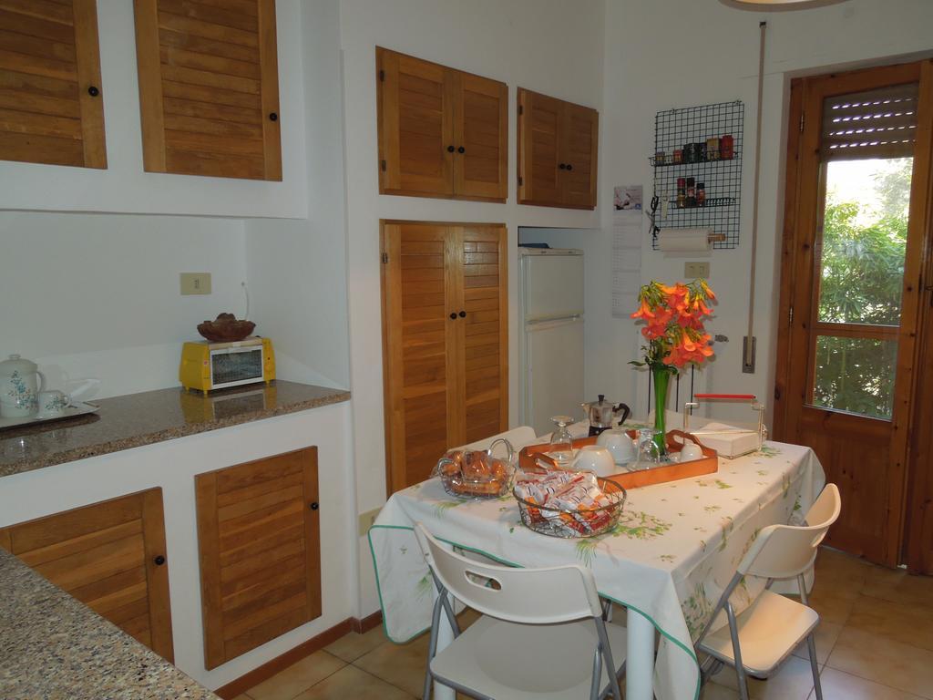 Appartamento Il Mandorlo Viterbo Esterno foto